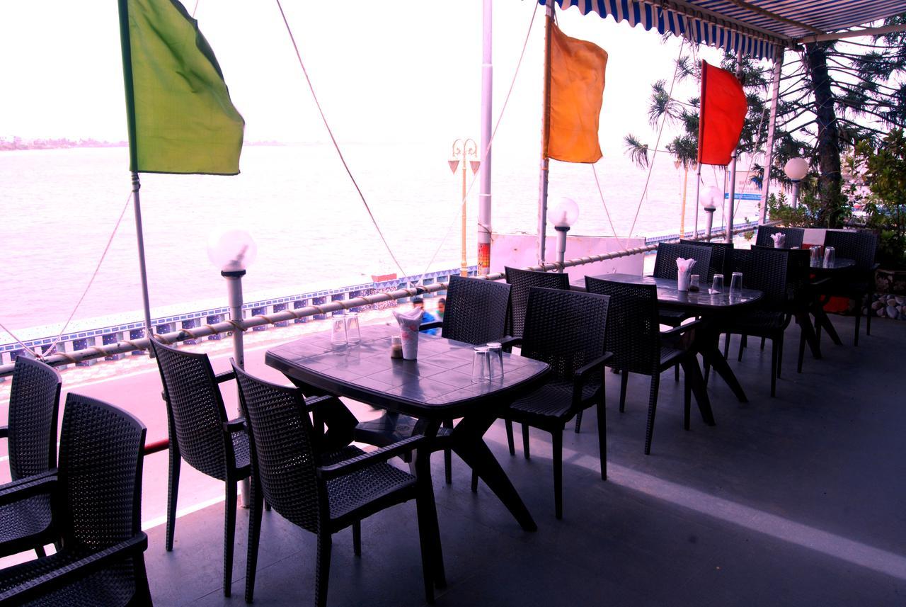 Apana Hotel Diu Luaran gambar