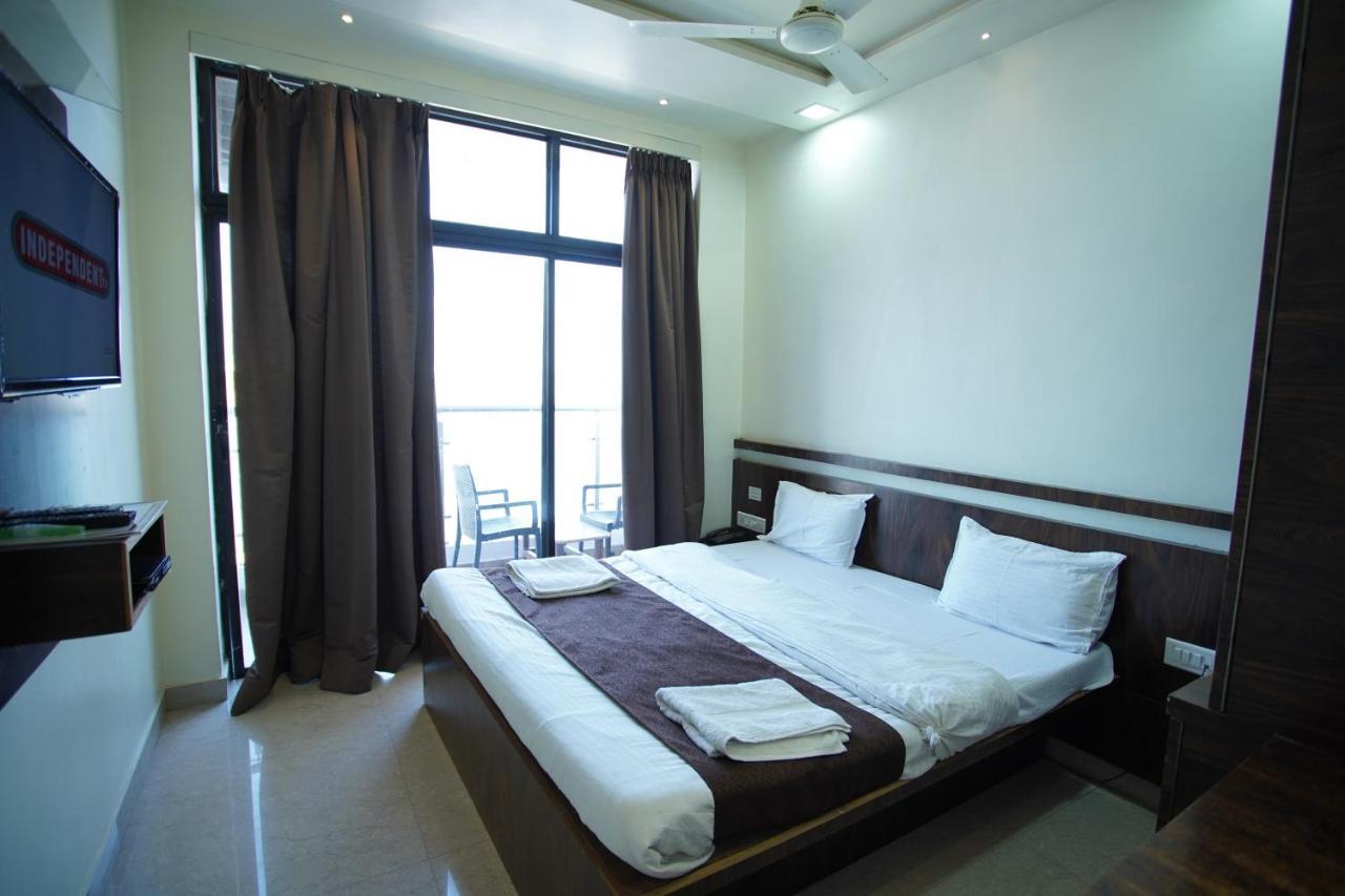 Apana Hotel Diu Luaran gambar